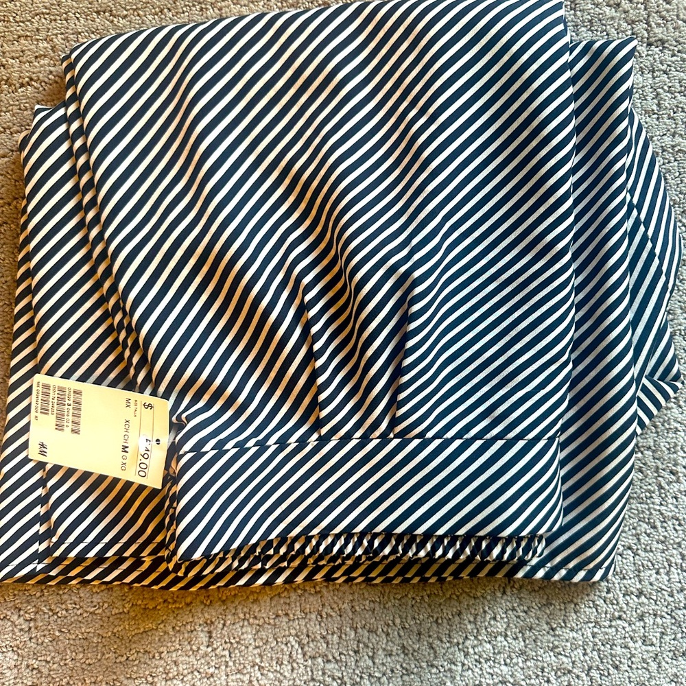 Brand new striped wide leg pants with tags!